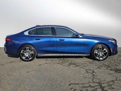 2026 BMW 5 Series 530i xDrive