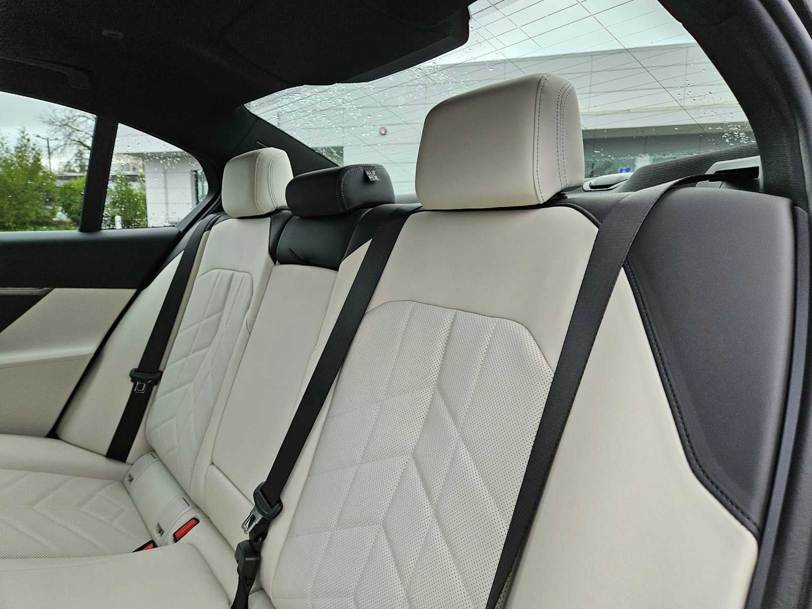 2026 BMW 5 Series 530i xDrive