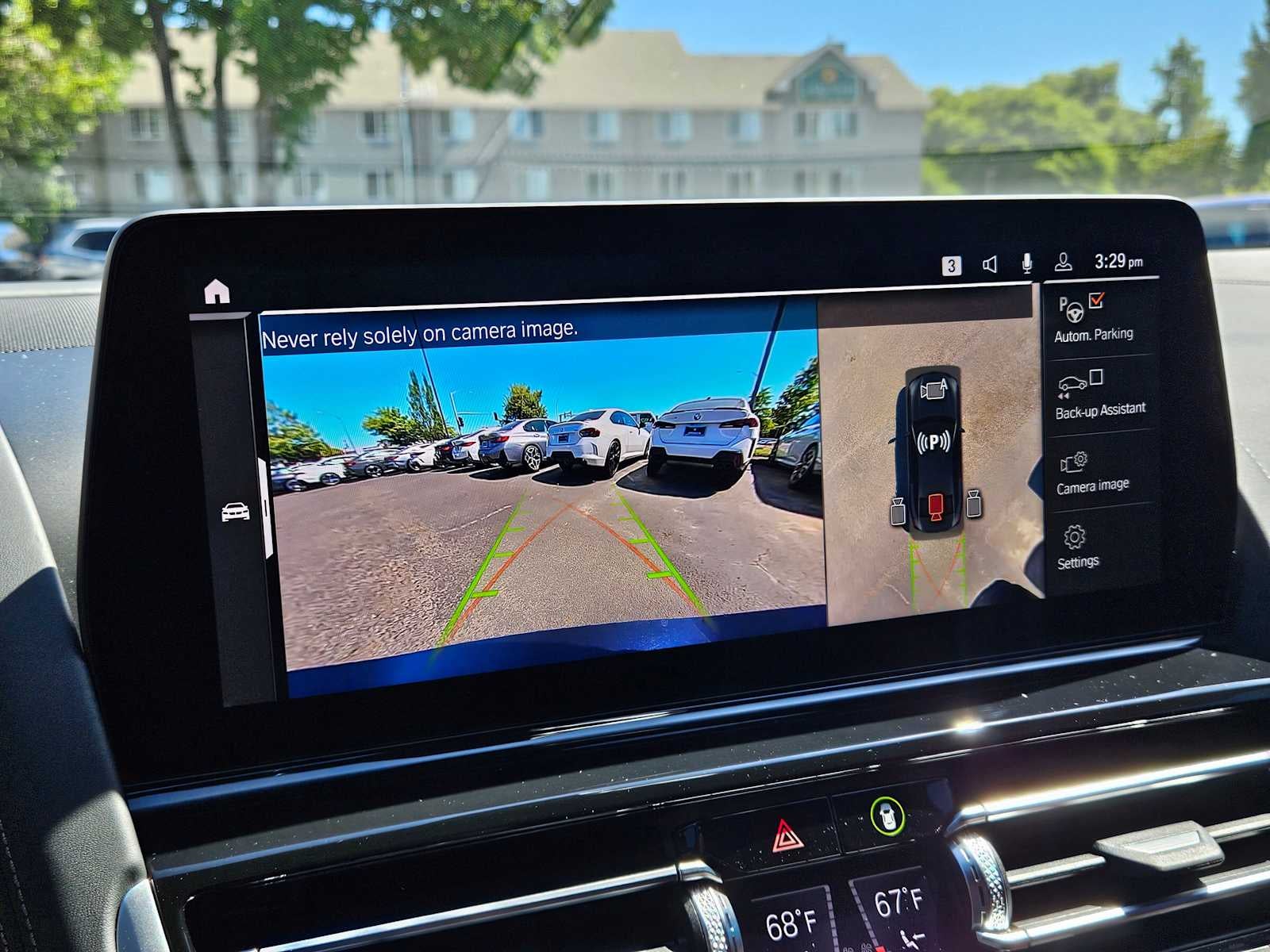 2025 BMW 8 Series 840i