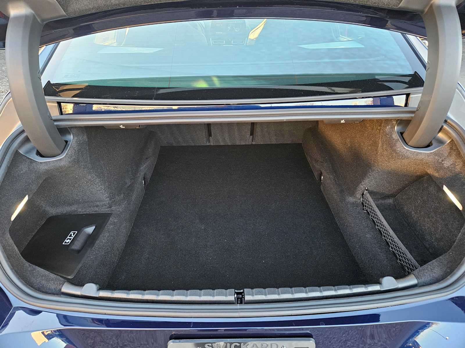 2026 BMW 8 Series 840i