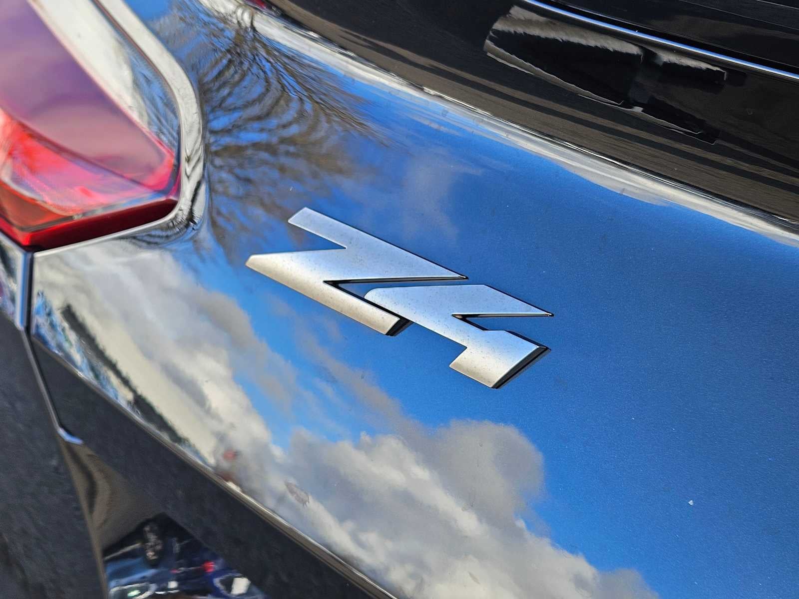 2026 BMW Z4 M40i M40i