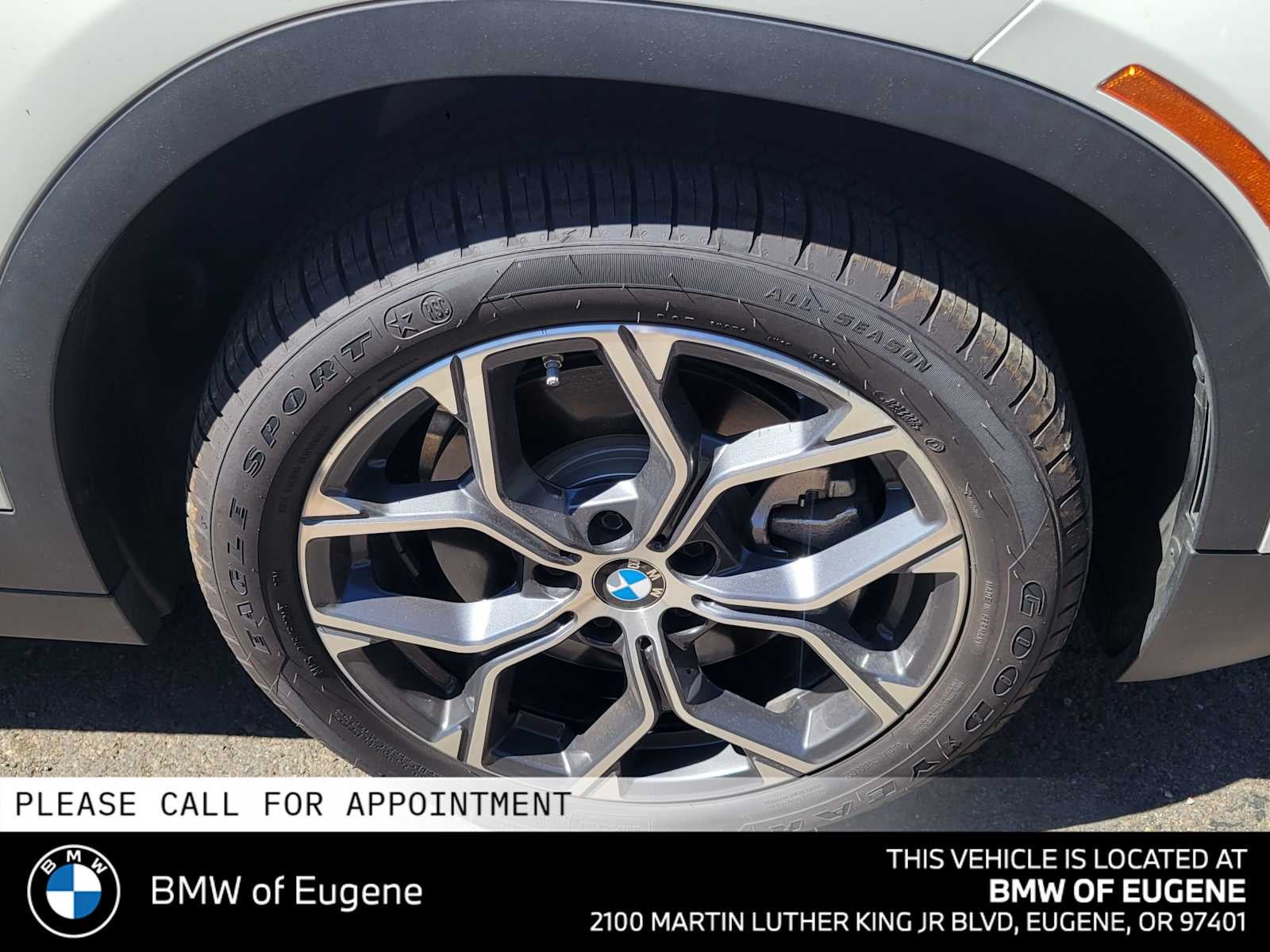 2023 BMW X2 xDrive28i xDrive28i