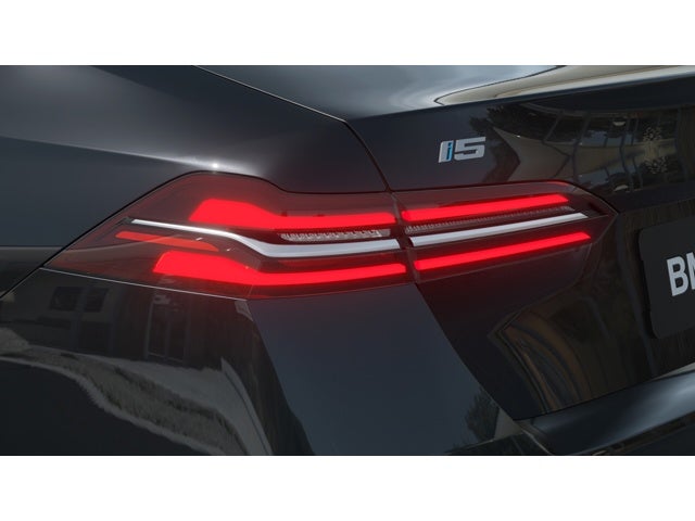 2027 BMW i5 xDrive40