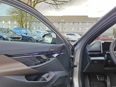 2026 BMW i5 xDrive40