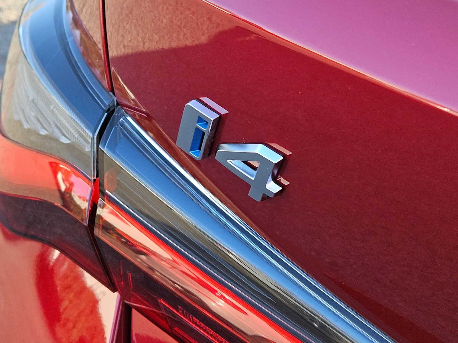 2025 BMW i4 xDrive40