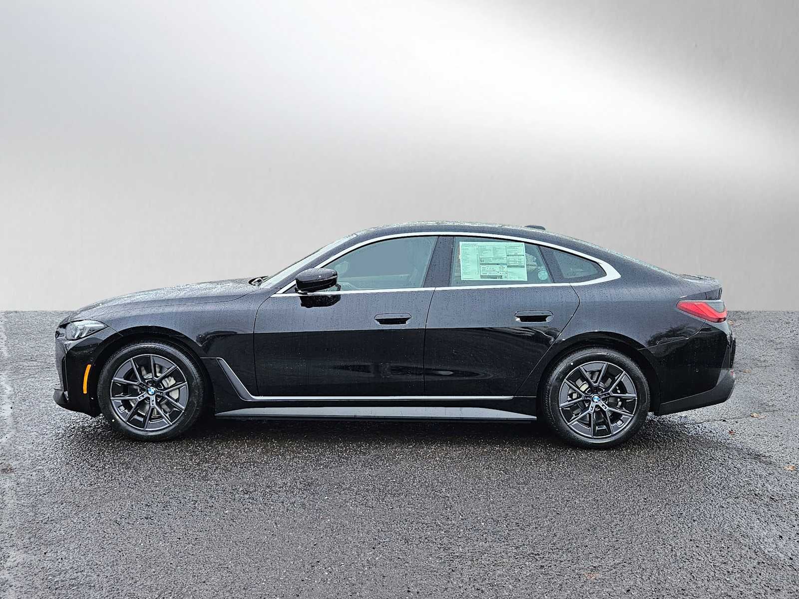 2025 BMW i4 xDrive40