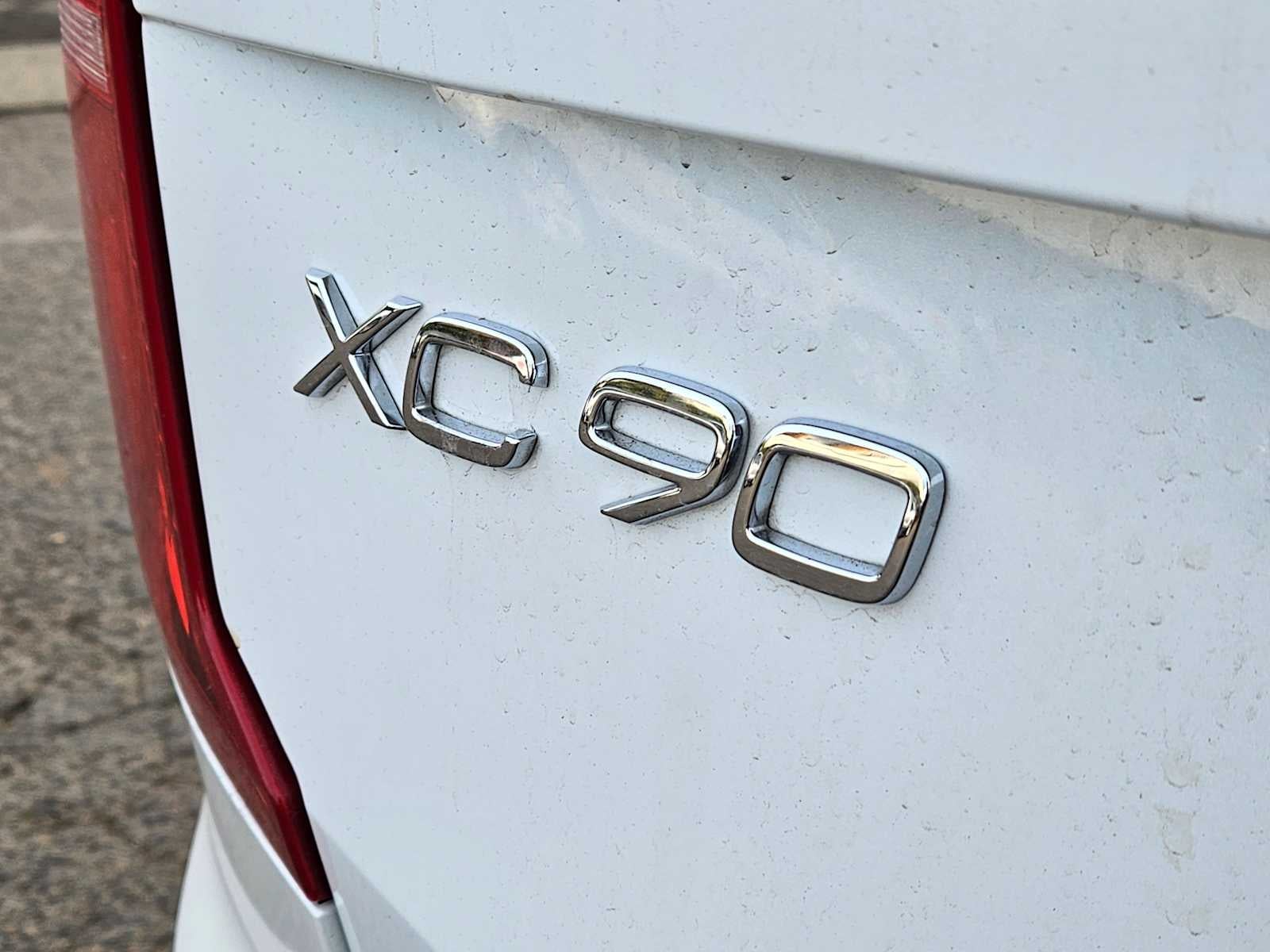 2025 Volvo XC90 Plug-In Hybrid Ultra