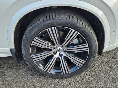 2025 Volvo XC90 Plug-In Hybrid Ultra