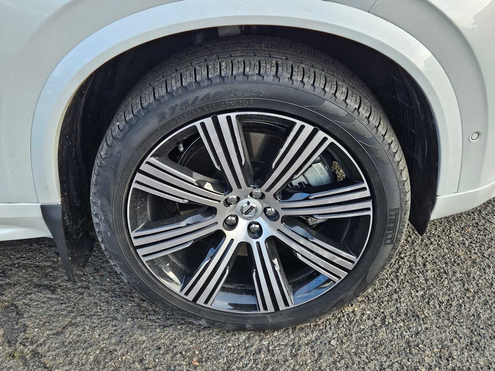 2025 Volvo XC90 Plug-In Hybrid Ultra