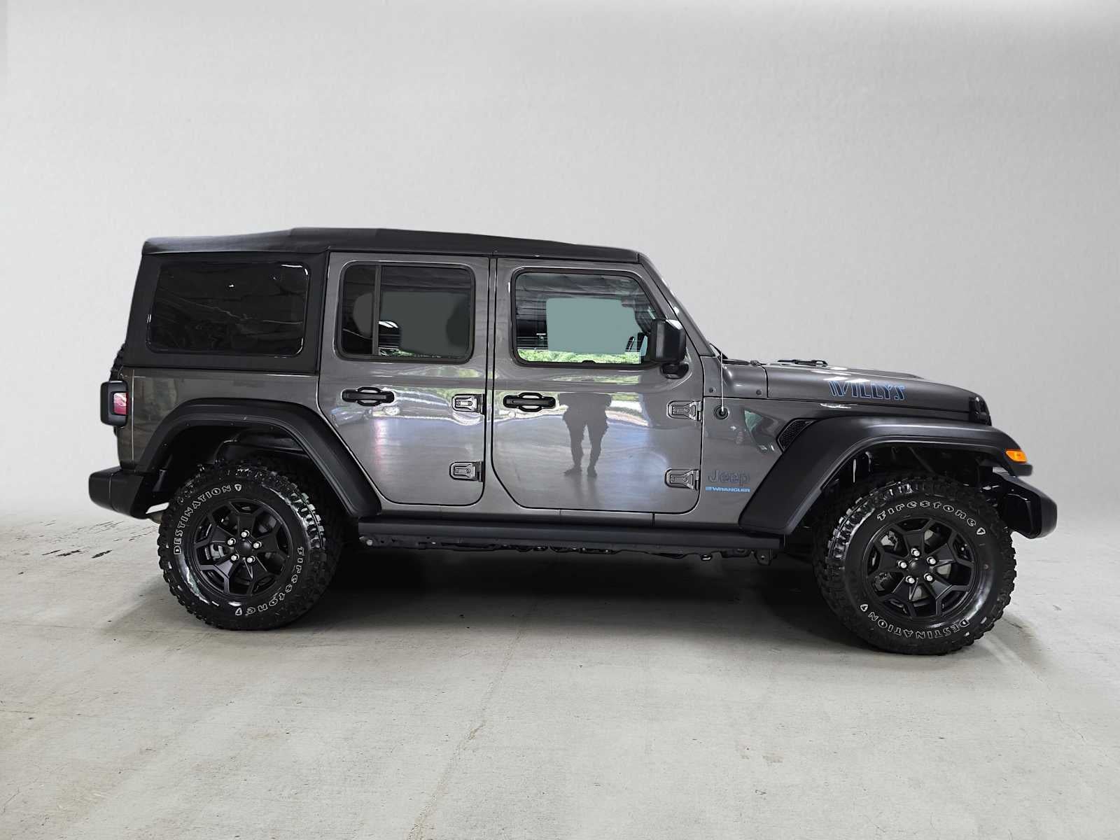 2023 Jeep Wrangler 4xe Willys