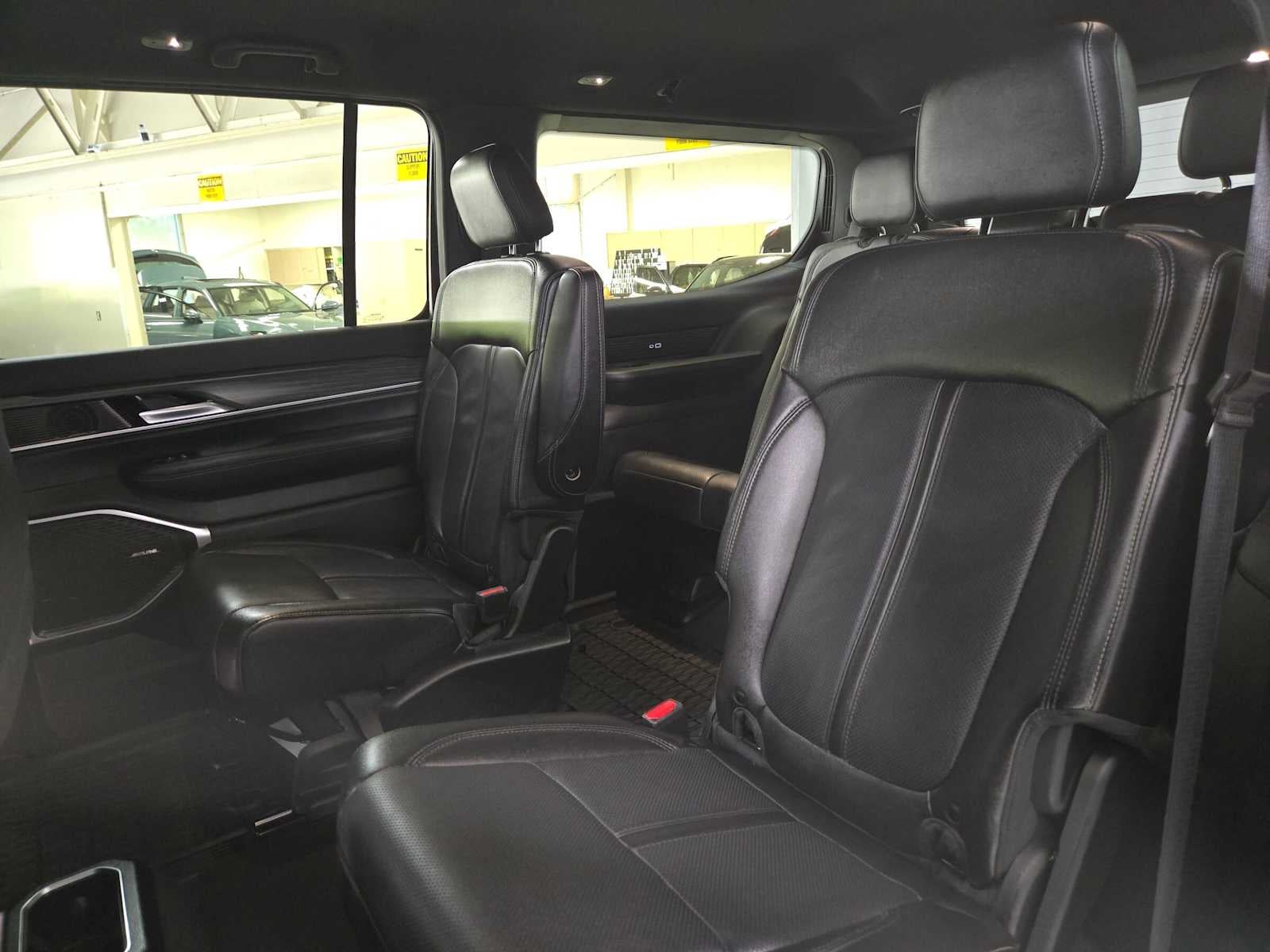 2024 Jeep Wagoneer Series II