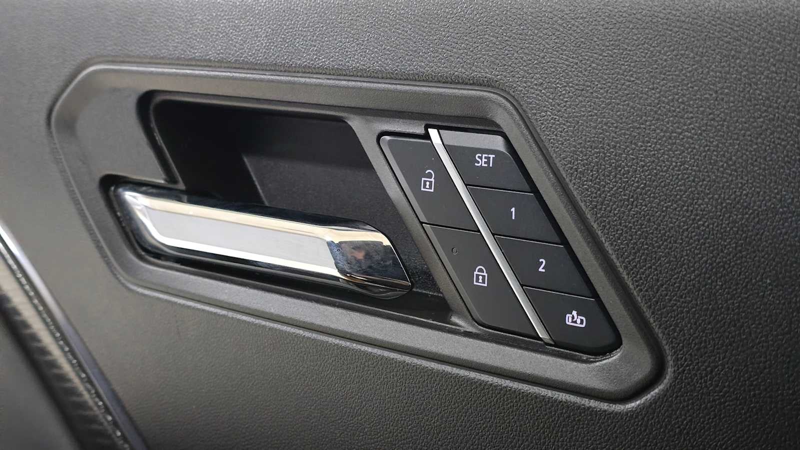 2024 GMC Canyon 4WD AT4