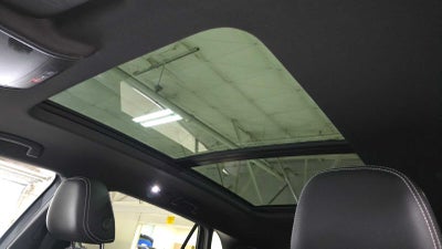 2023 Volkswagen Atlas Cross Sport 2.0T SE w/Technology