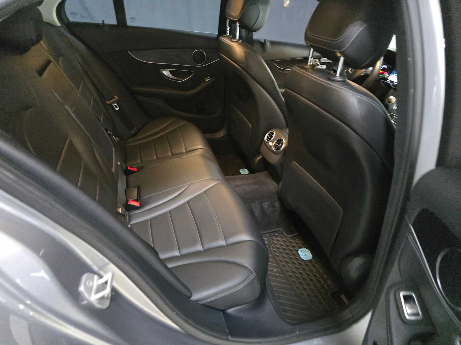 2016 Mercedes-Benz C 300 4dr Sdn 4MATIC®