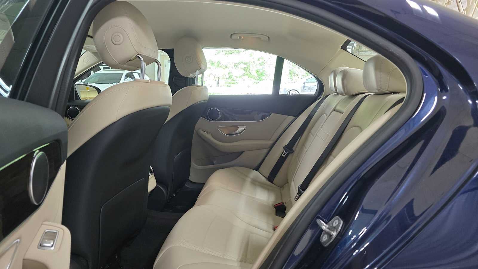 2016 Mercedes-Benz C 300 4dr Sdn 4MATIC®