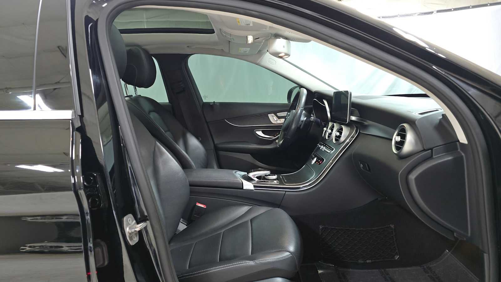 2016 Mercedes-Benz C-Class C 300 Luxury