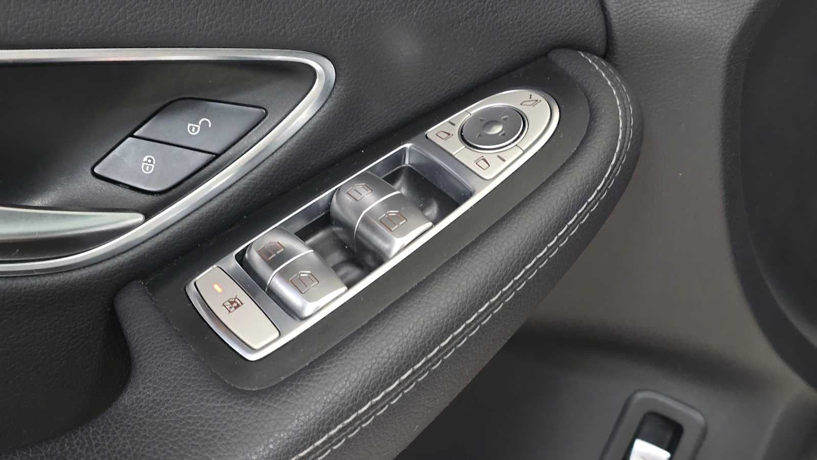 2016 Mercedes-Benz C-Class C 300