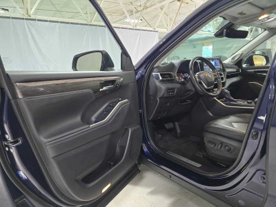 2022 Toyota Highlander Limited