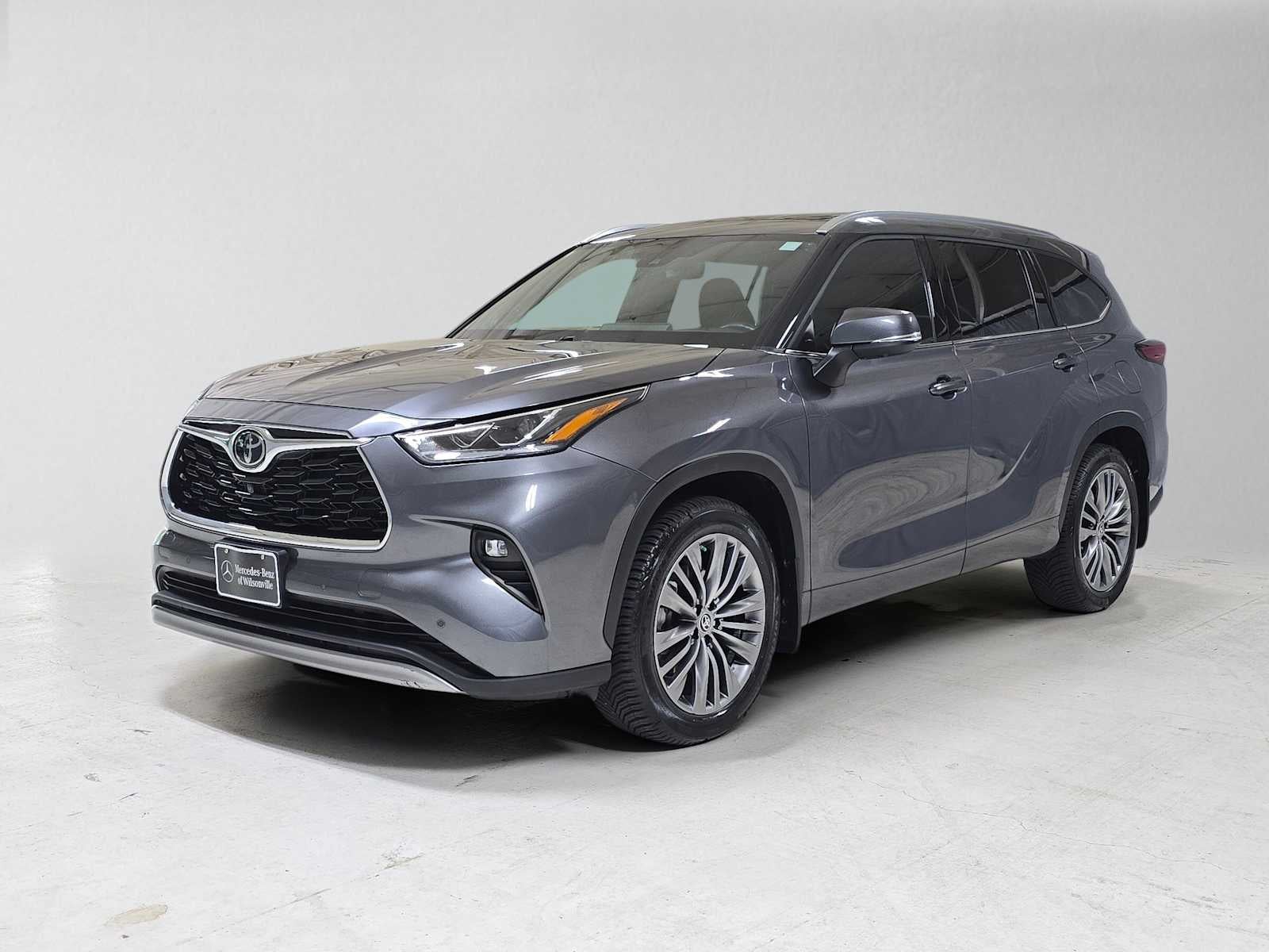2022 Toyota Highlander Platinum