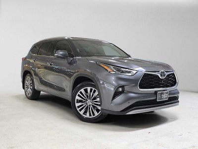 2022 Toyota Highlander Platinum