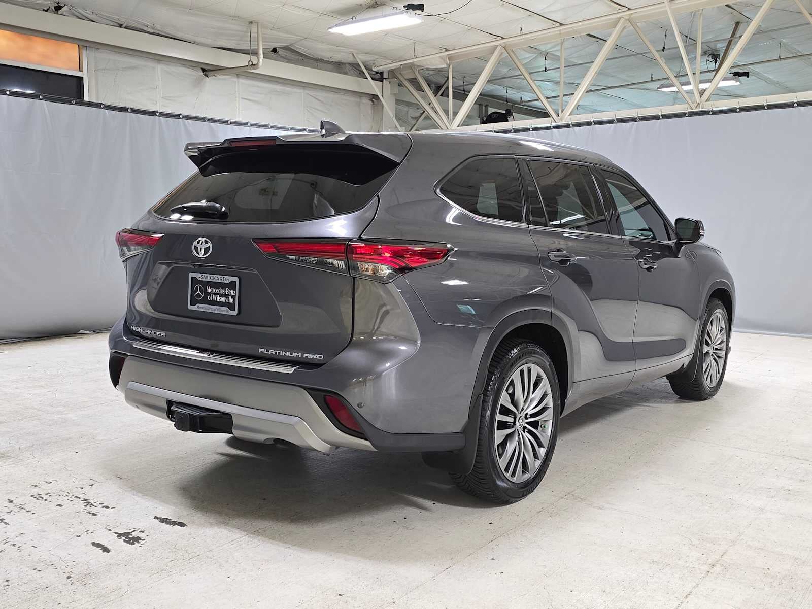 2022 Toyota Highlander Platinum