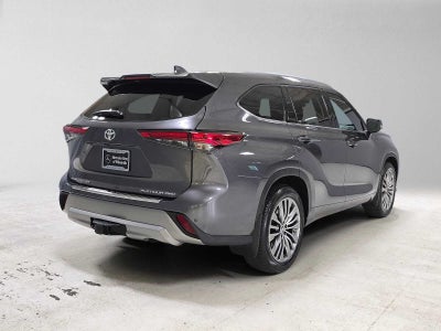 2022 Toyota Highlander Platinum