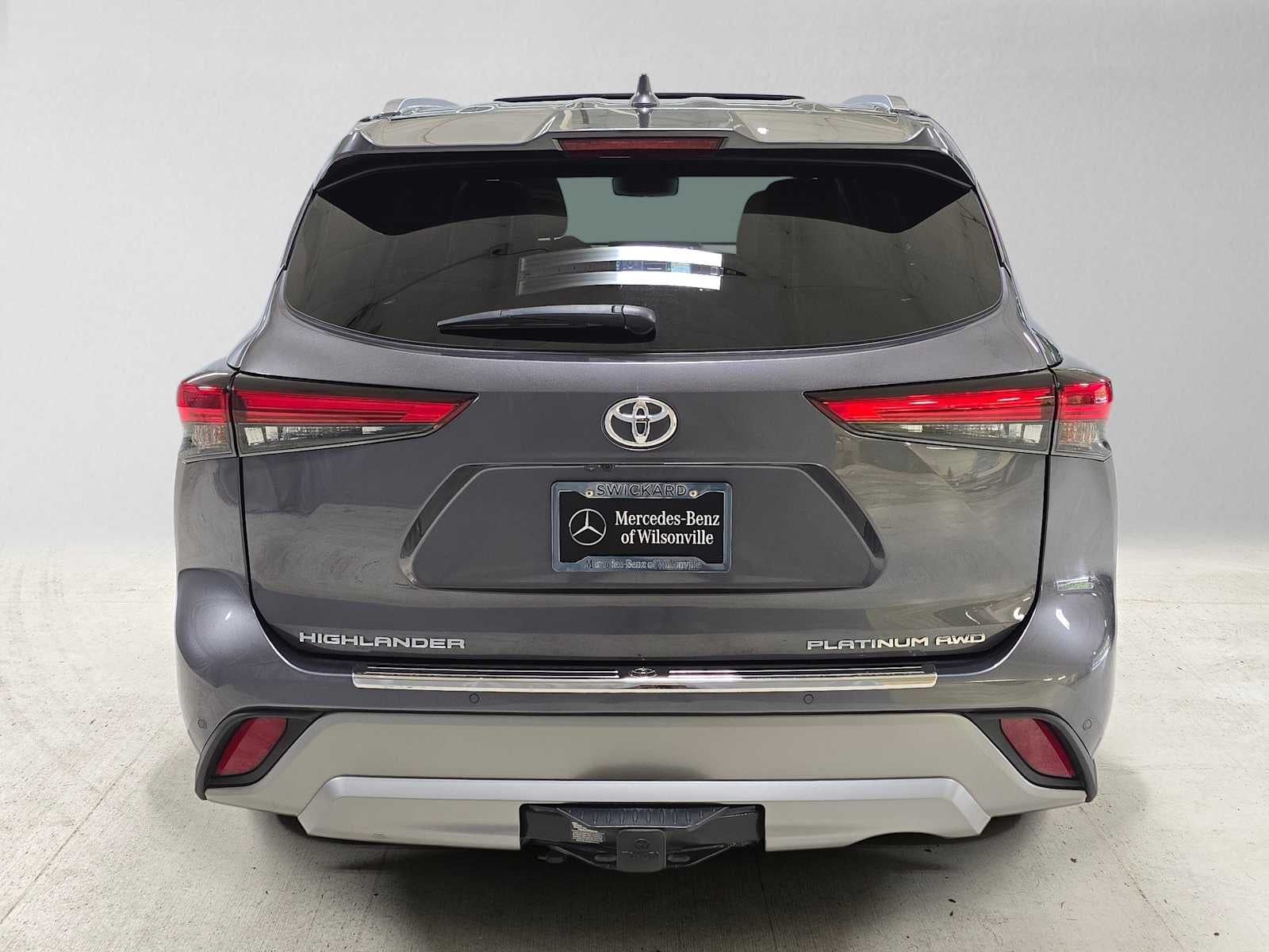 2022 Toyota Highlander Platinum