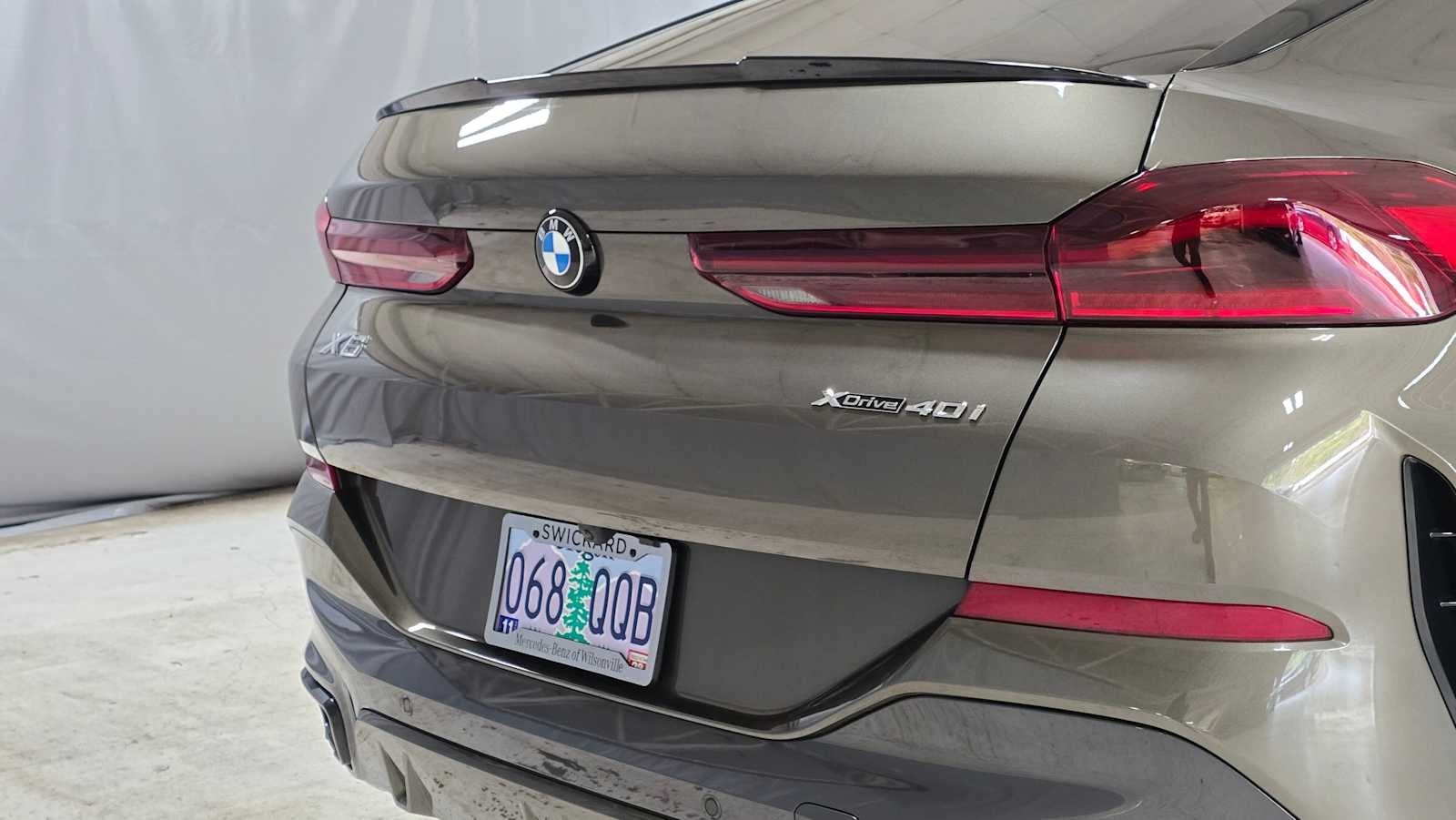 2025 BMW X6 xDrive40i xDrive40i