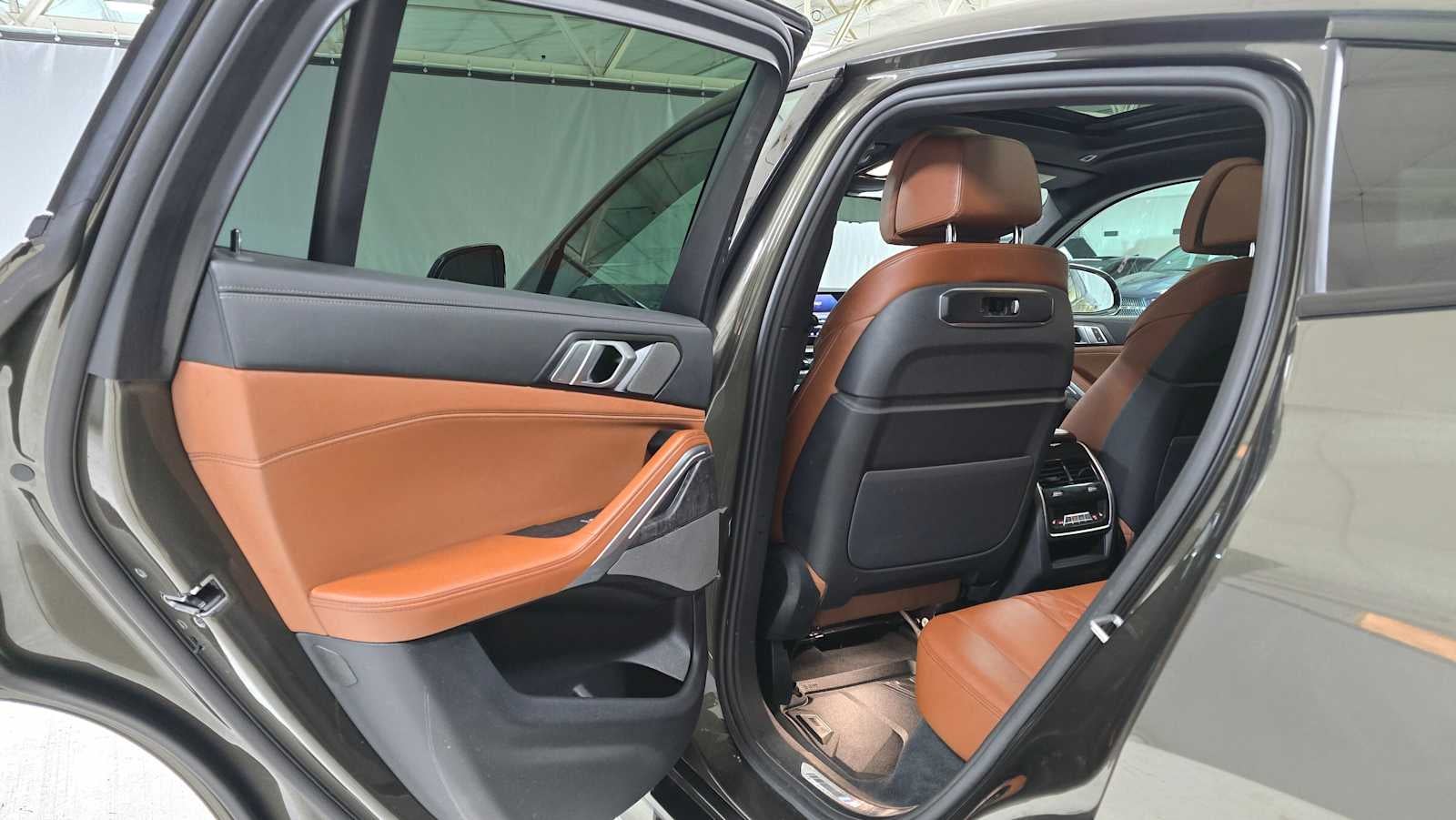 2025 BMW X6 xDrive40i xDrive40i