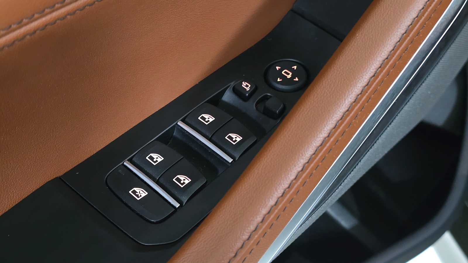 2025 BMW X6 xDrive40i xDrive40i