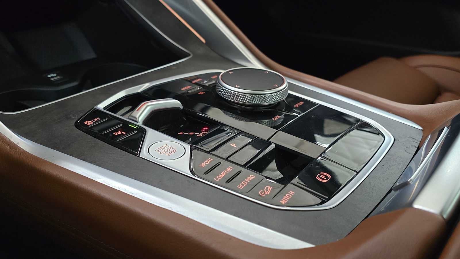 2025 BMW X6 xDrive40i xDrive40i