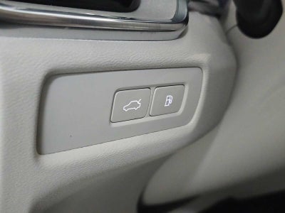 2024 Volvo S60 Recharge Plug-In Hybrid Ultimate Dark Theme