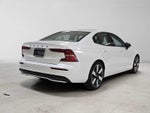 2024 Volvo S60 Recharge Plug-In Hybrid Ultimate Dark Theme