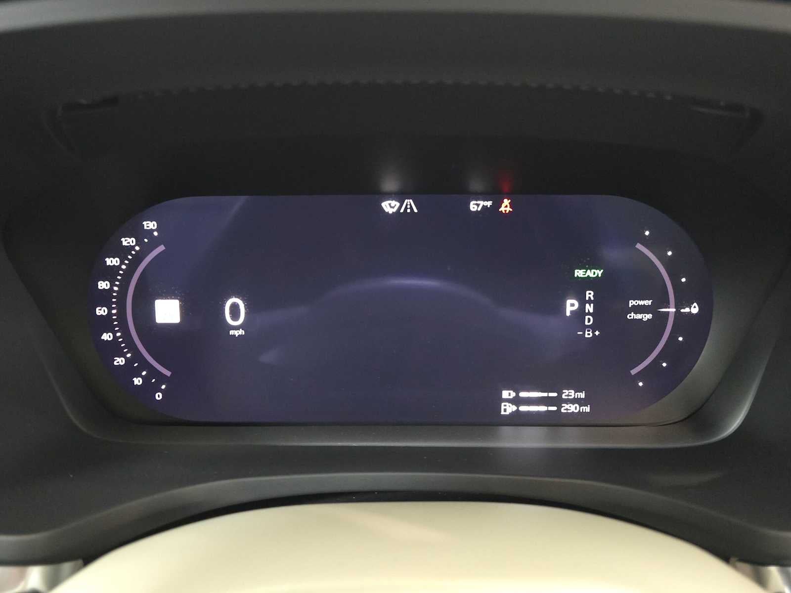 2024 Volvo S60 Recharge Plug-In Hybrid Ultimate Dark Theme