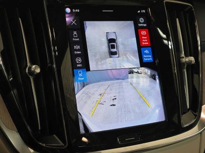 2024 Volvo S60 Recharge Plug-In Hybrid Ultimate Dark Theme