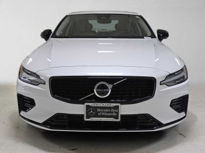 2024 Volvo S60 Recharge Plug-In Hybrid Ultimate Dark Theme