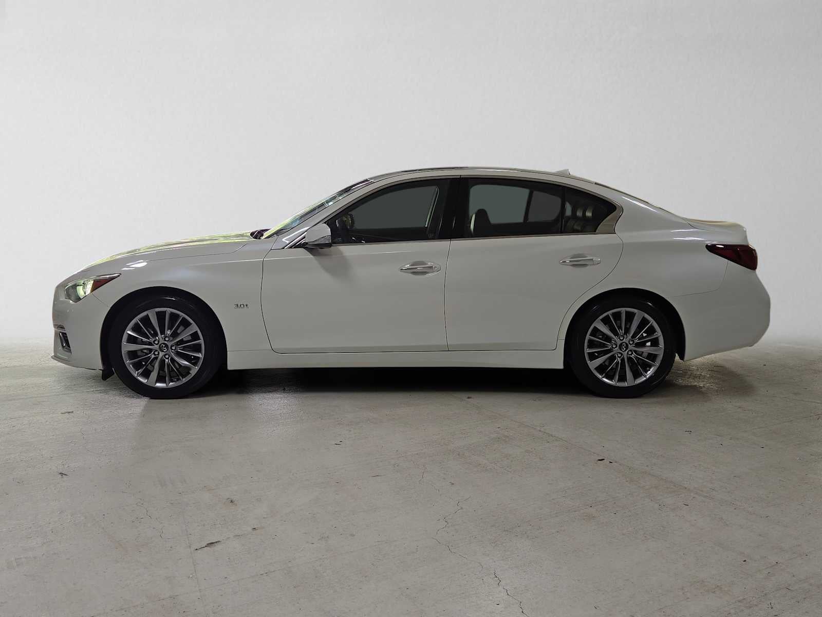 2018 INFINITI Q50 3.0t LUXE