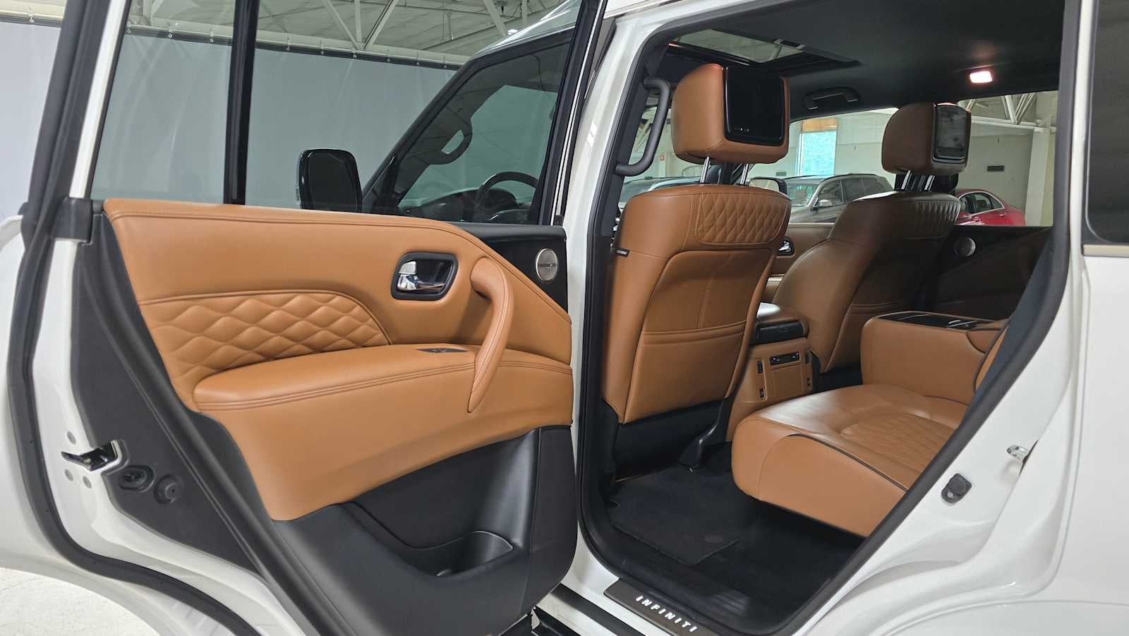 2023 INFINITI QX80 SENSORY