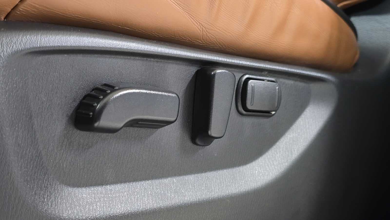 2023 INFINITI QX80 SENSORY