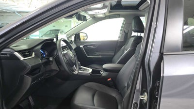 2025 Toyota RAV4 Hybrid XLE Premium