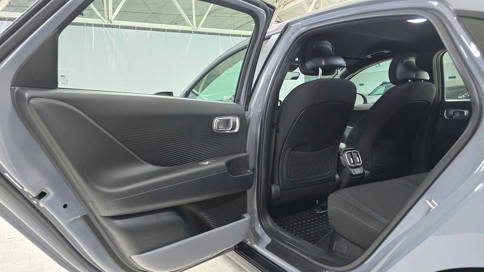 2024 Hyundai IONIQ 6 SE