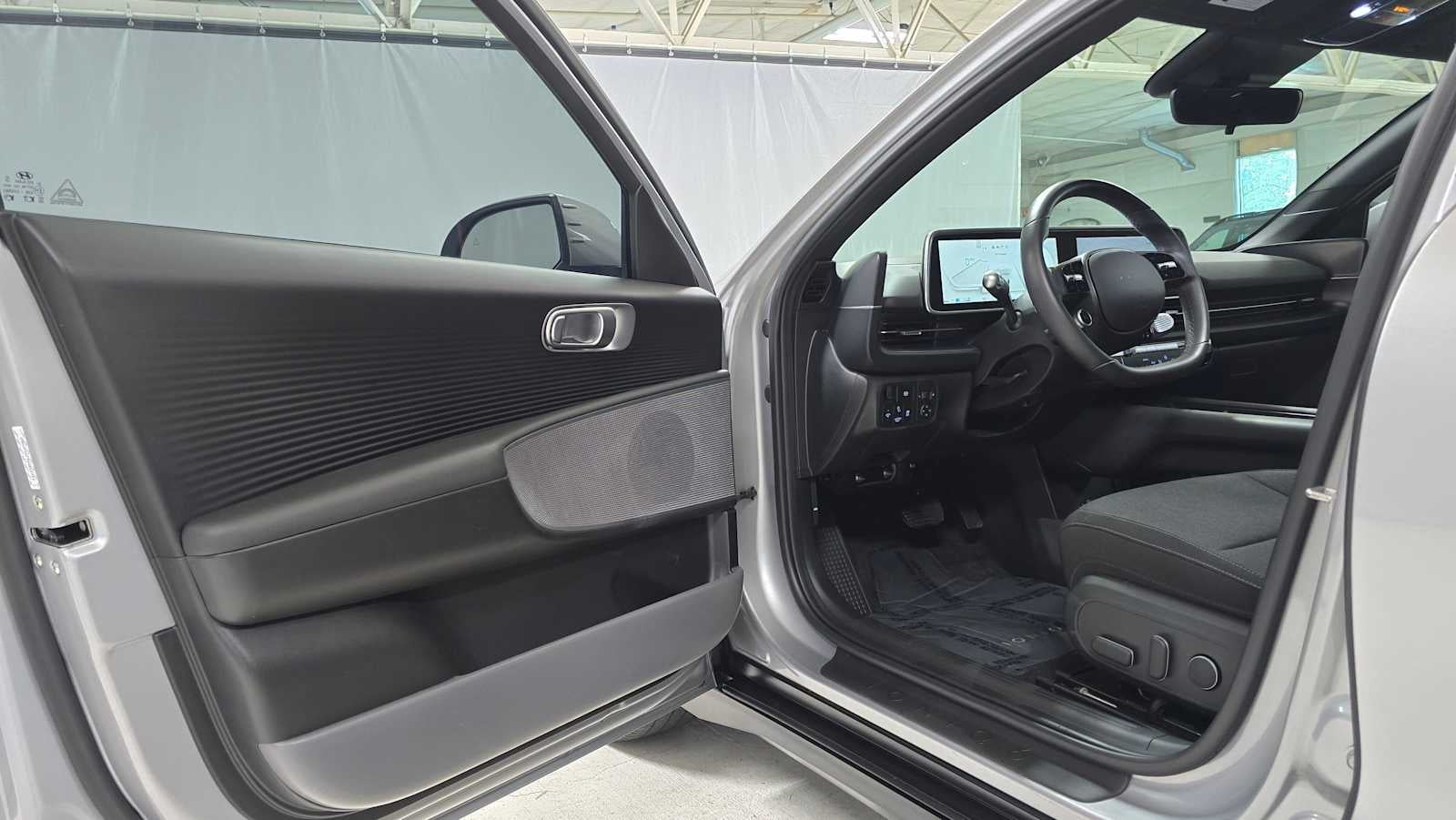 2024 Hyundai IONIQ 6 SE