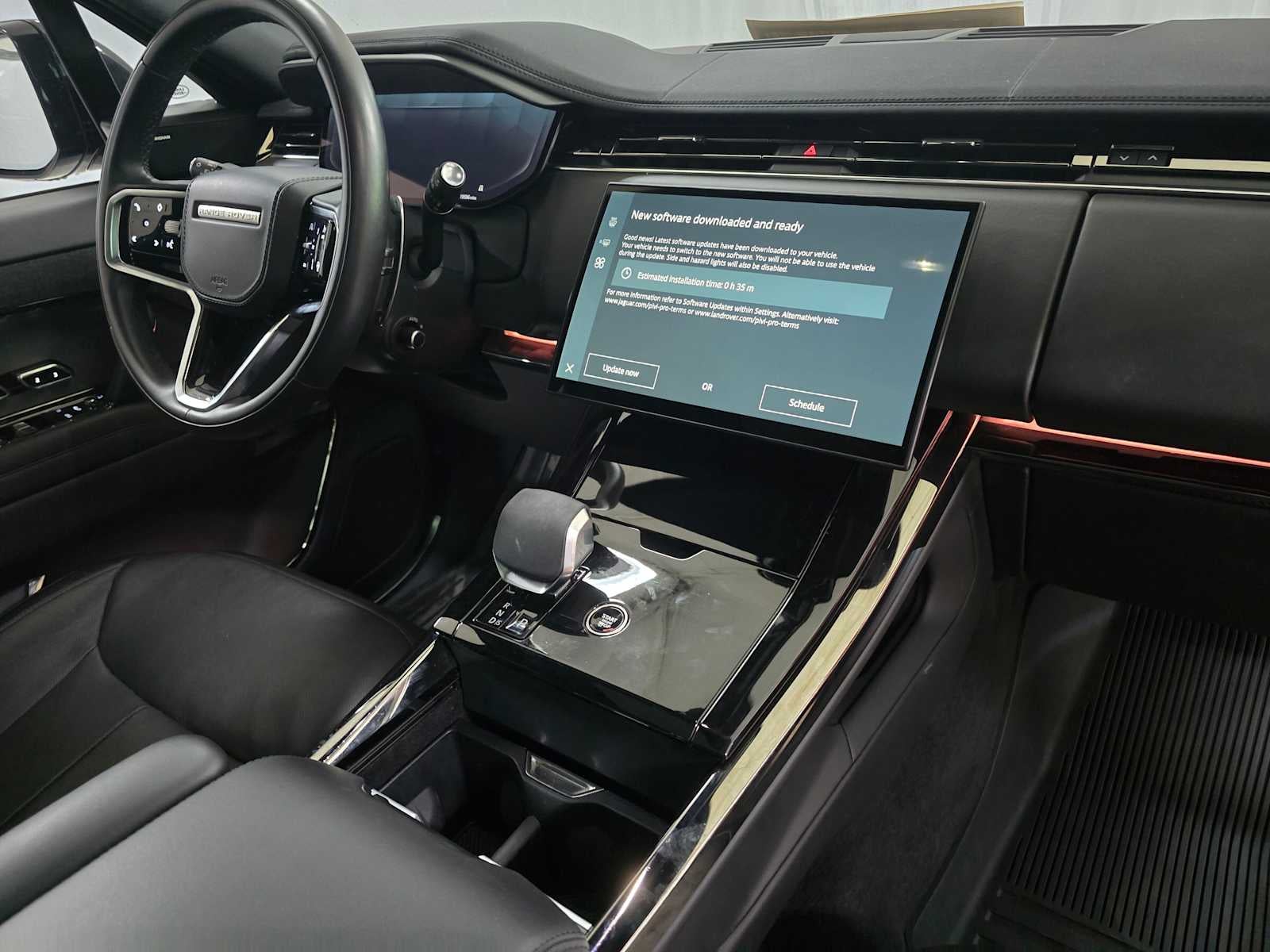 2024 Land Rover Range Rover Sport SE