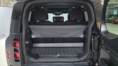 2023 Land Rover Defender X-Dynamic SE