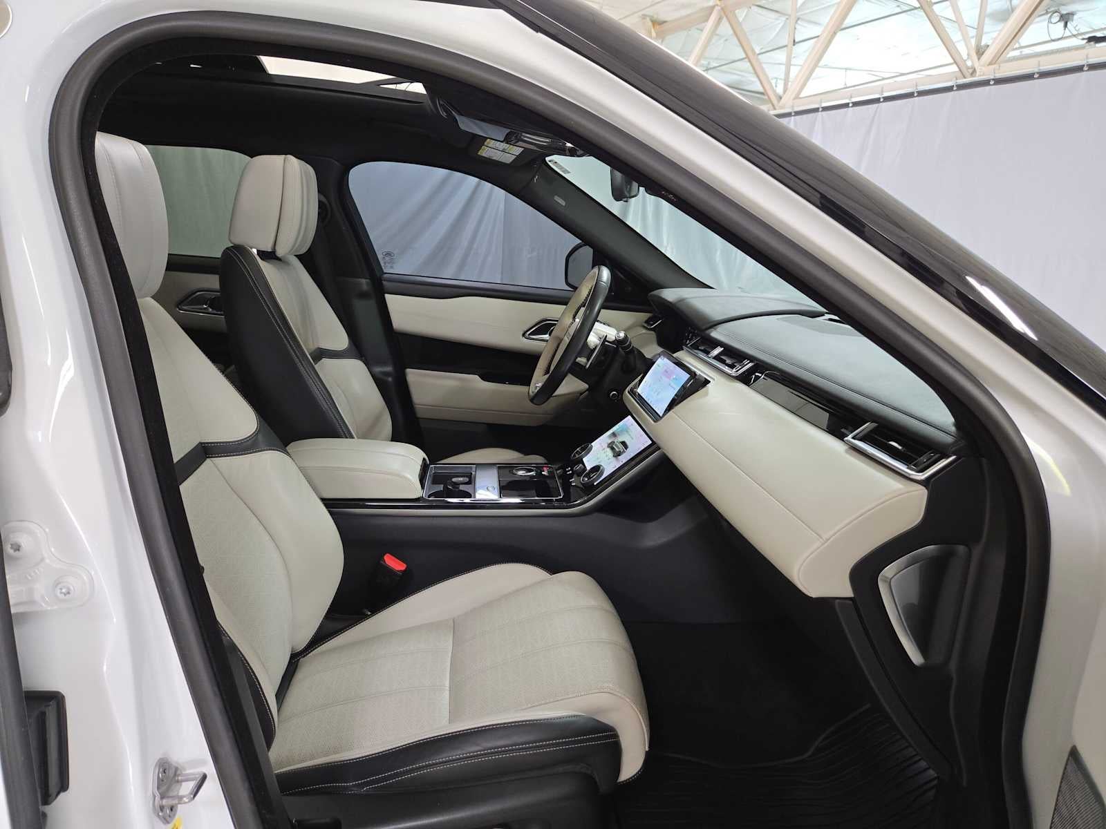 2019 Land Rover Range Rover Velar R-Dynamic HSE