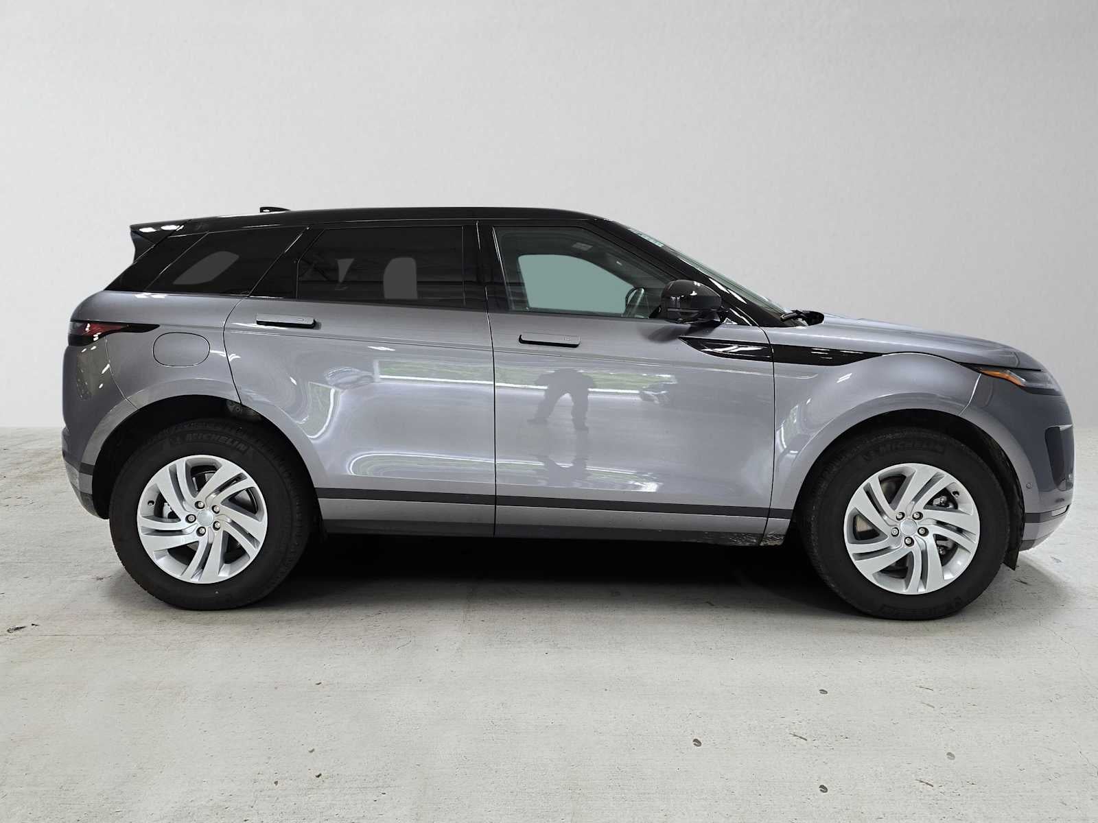2025 Land Rover Range Rover Evoque Core S
