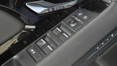 2025 Land Rover Range Rover Evoque Core S