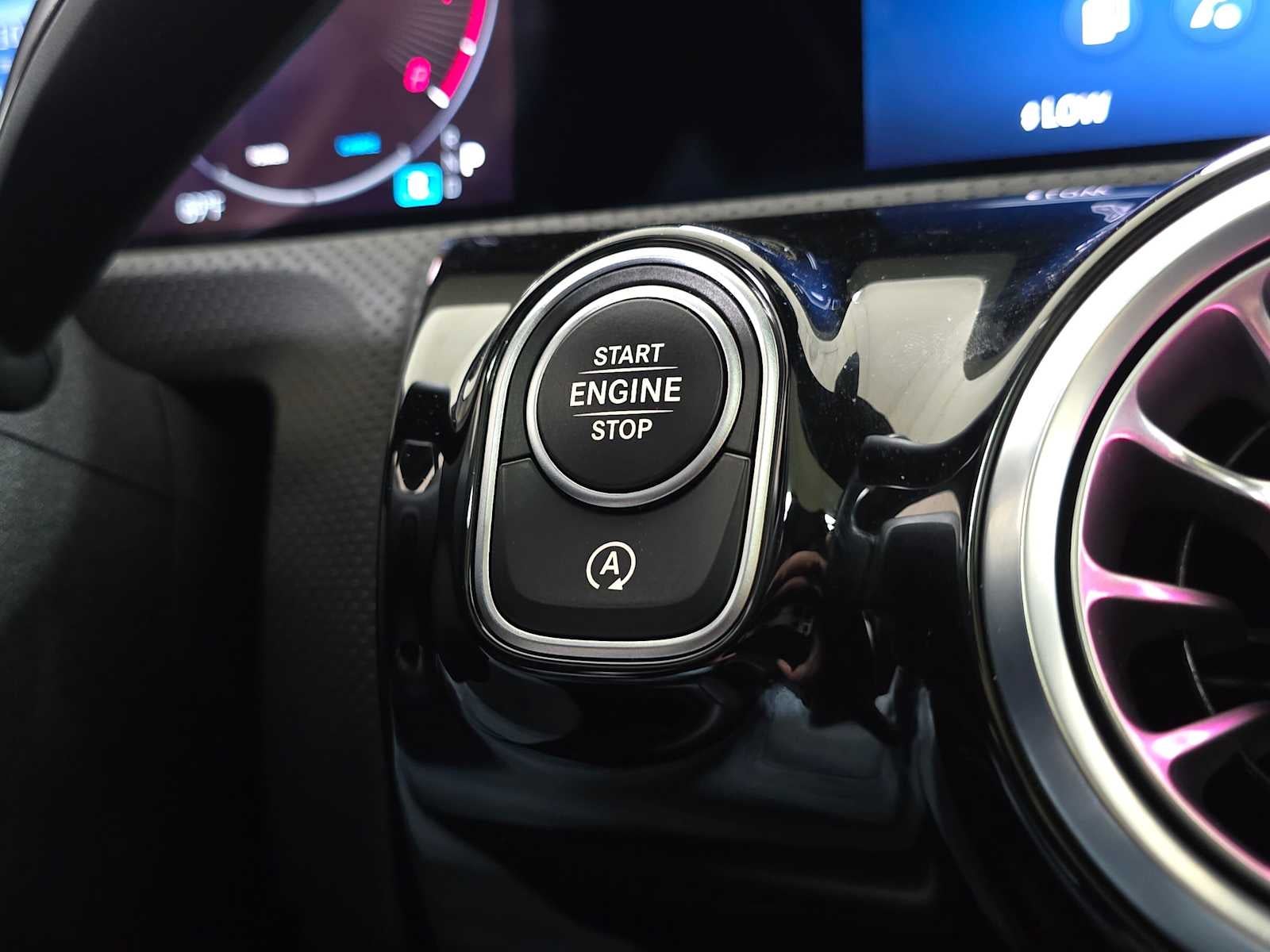 2025 Mercedes-Benz CLA 250 4MATIC® Coupe