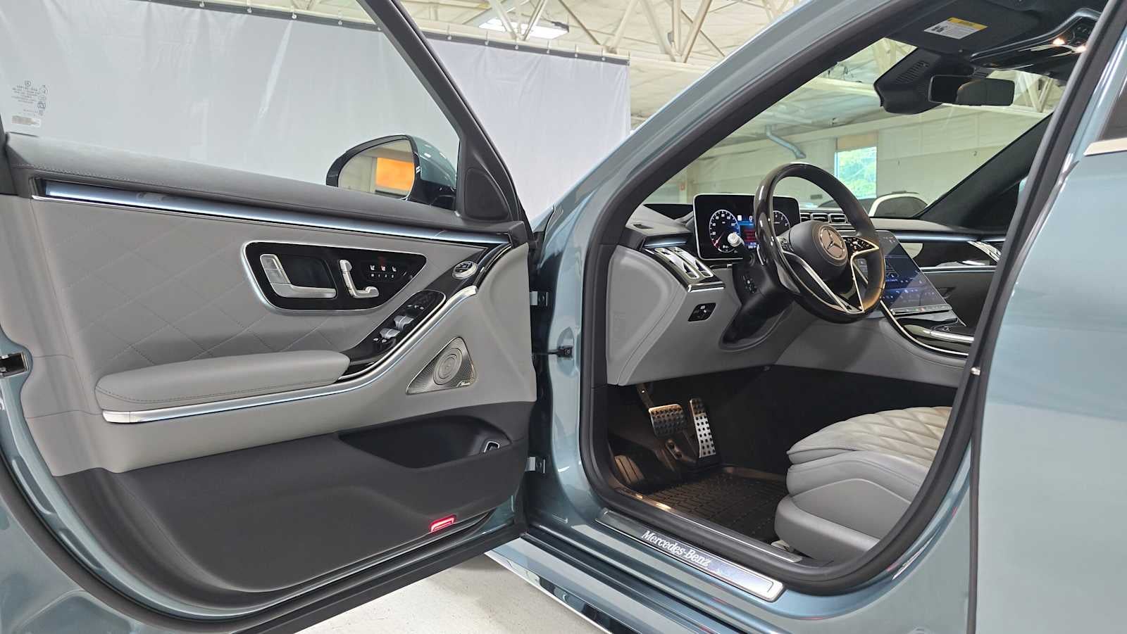 2025 Mercedes-Benz S-Class S 580