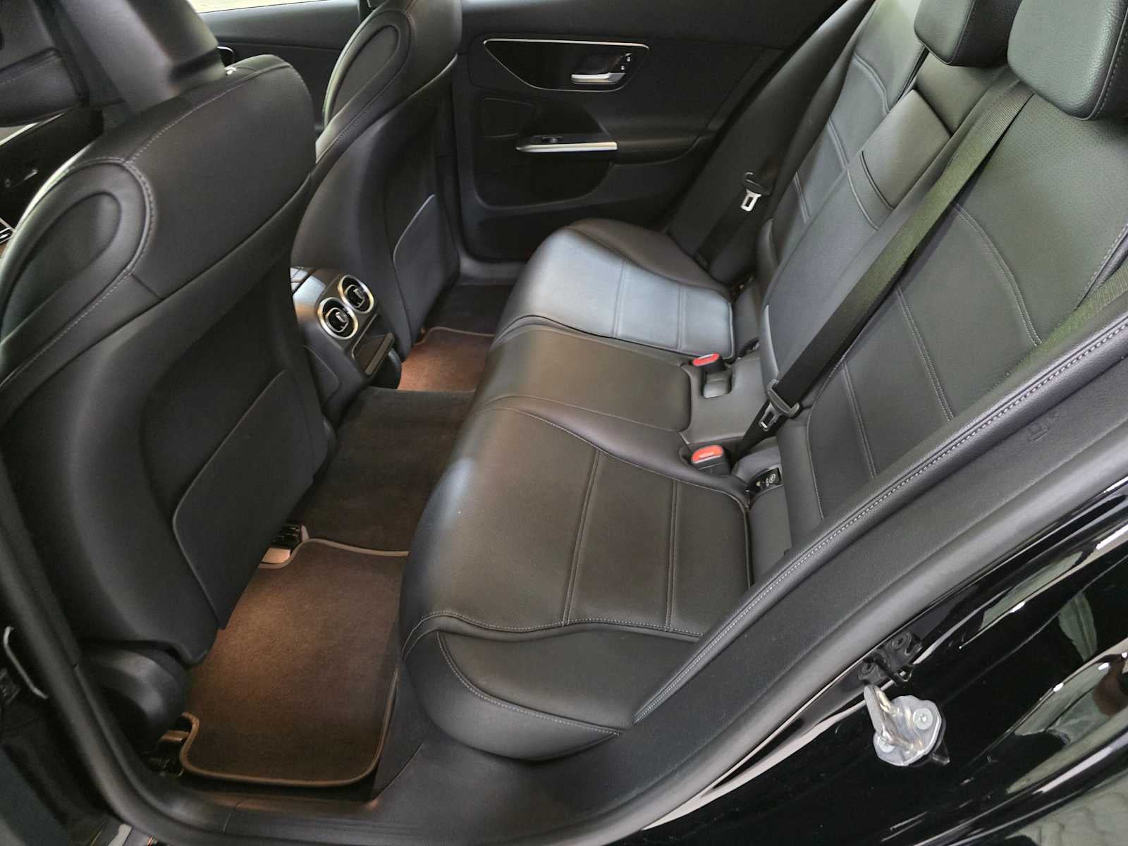 2023 Mercedes-Benz C 300 Sedan